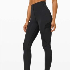 Lululemon black break a trail super high rise tight size 6
